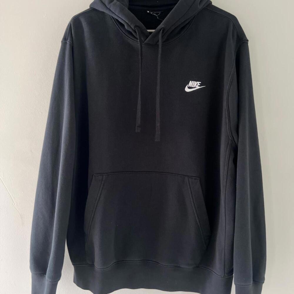 2016 Nike Pullover Hoodie – Black, Size Large | Loved and Worn